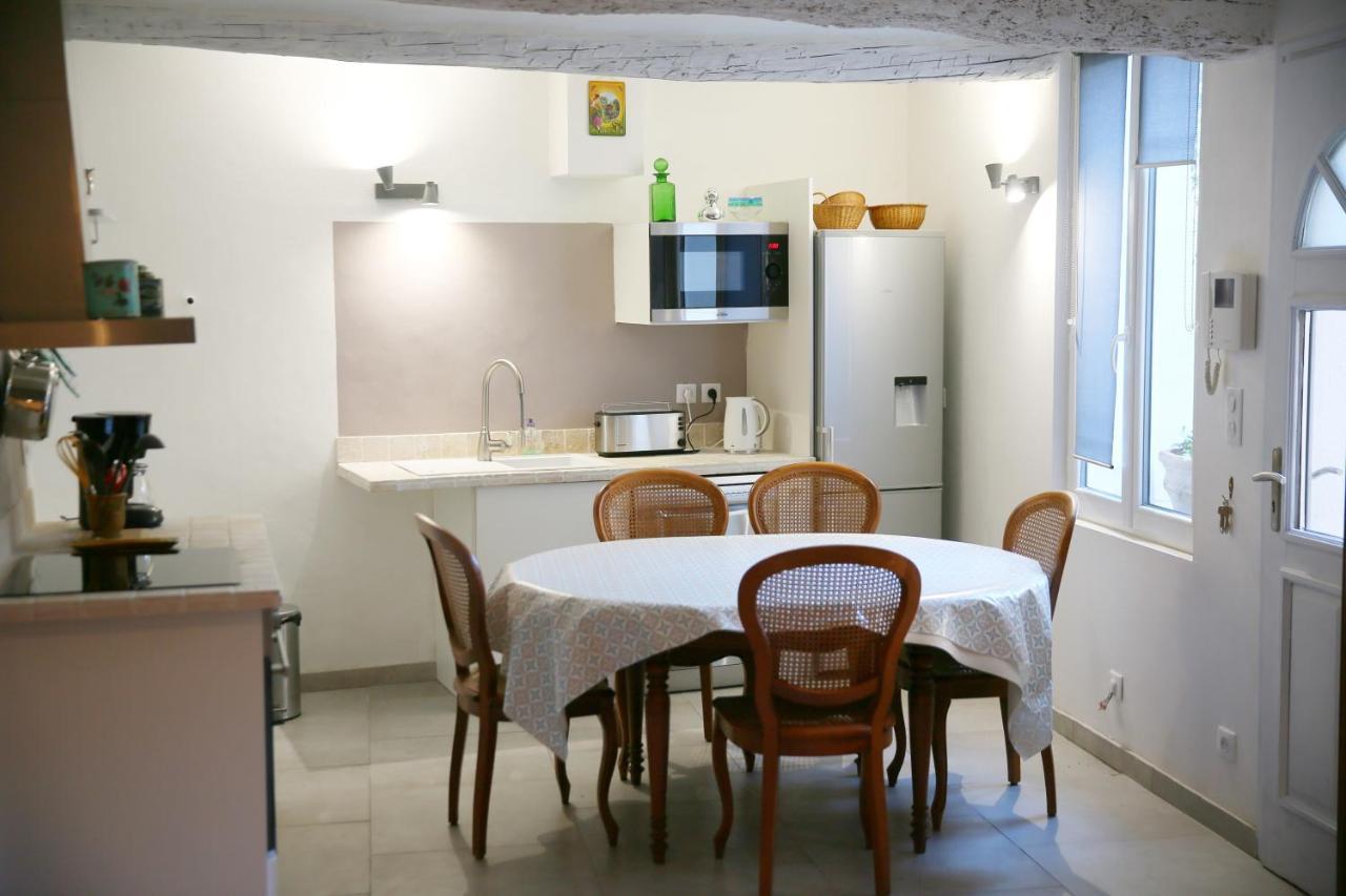 Le Bastidon De Louis, L'Isle Sur La Sorgue Villa Kültér fotó